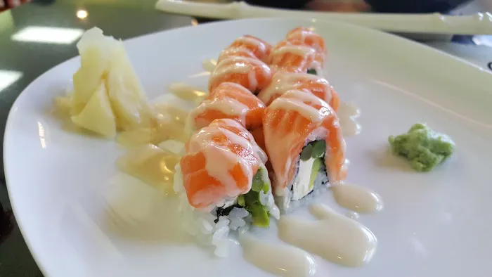 Toyo Sushi & Roll Picture 2