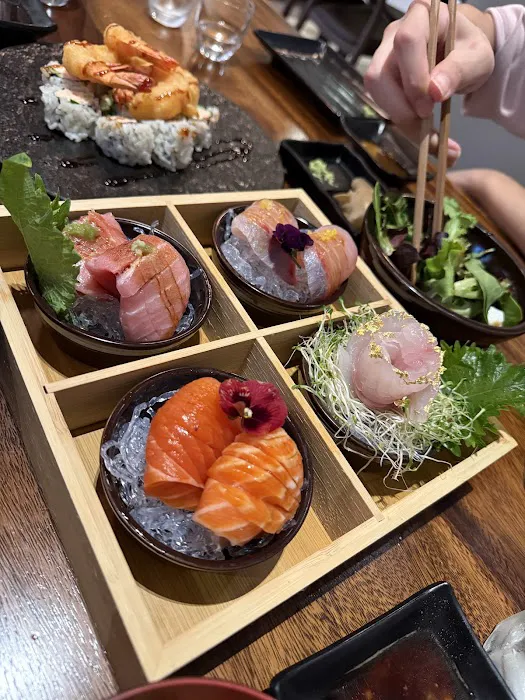 Taberu Sushi Picture 7