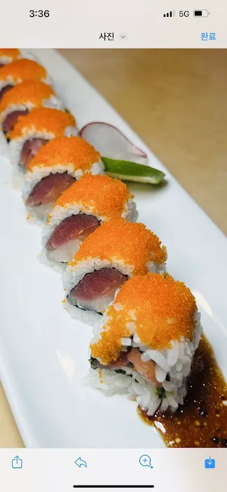 Mika Sushi Picture 8