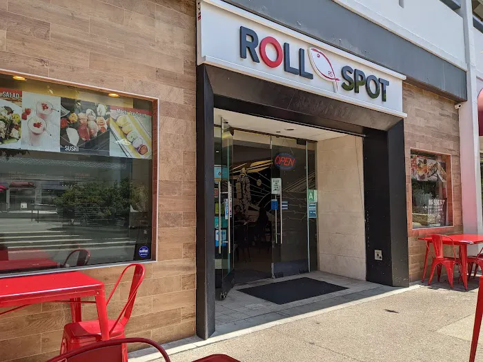 ROLL SPOT sushi & desserts Tokyo Haus Sushi & Grill Picture 7