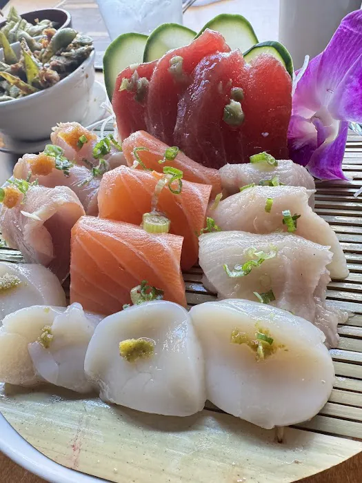 Krudos Sushi & Modern Kitchen Picture 3