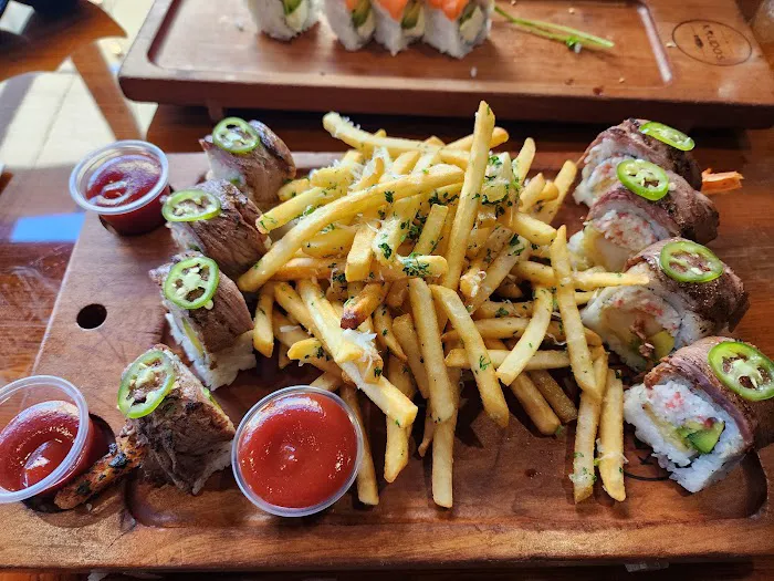Krudos Sushi & Modern Kitchen Picture 5