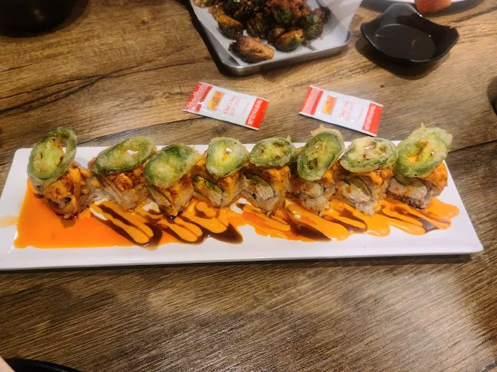 Ultramen Japanese Restaurant Sushi & Ramen Picture 3