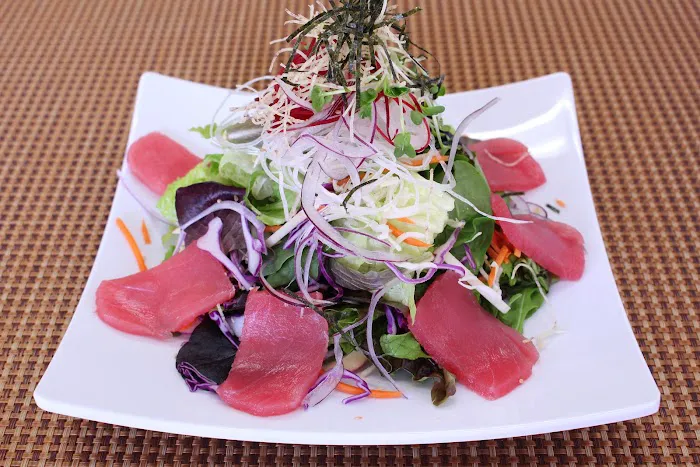 Spin Sushi & Teriyaki Picture 2