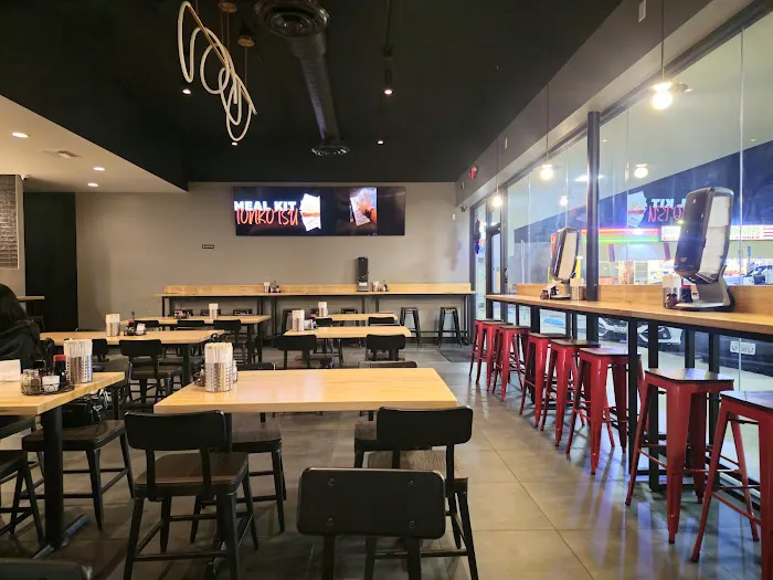Ramen Hub & Sushi - Fullerton Picture 5