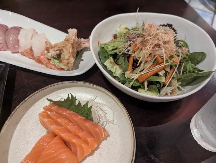 Shunka Sushi & Japanese Cuisine Picture 2