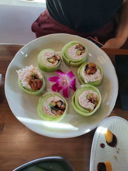 Sushi District Picture 7