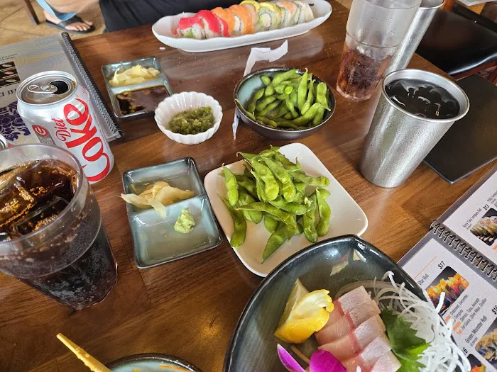 Sushi District Picture 10