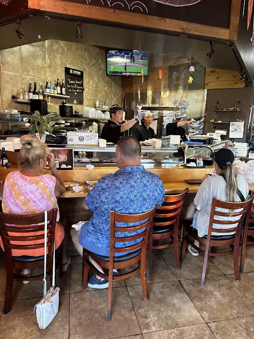 Sushi District Picture 8