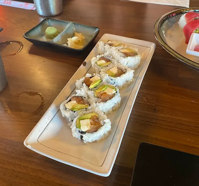 Sushi District Picture 2