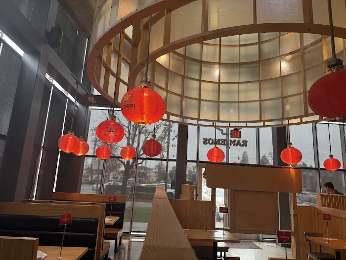 Ramenos Ramen Picture 2