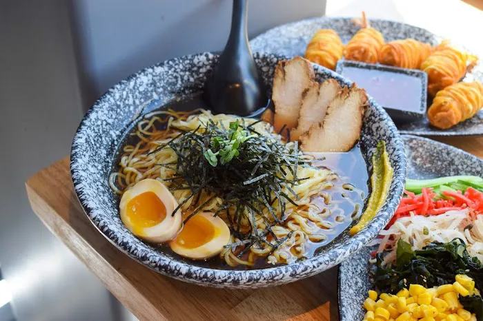 Ramenos Ramen Picture 3