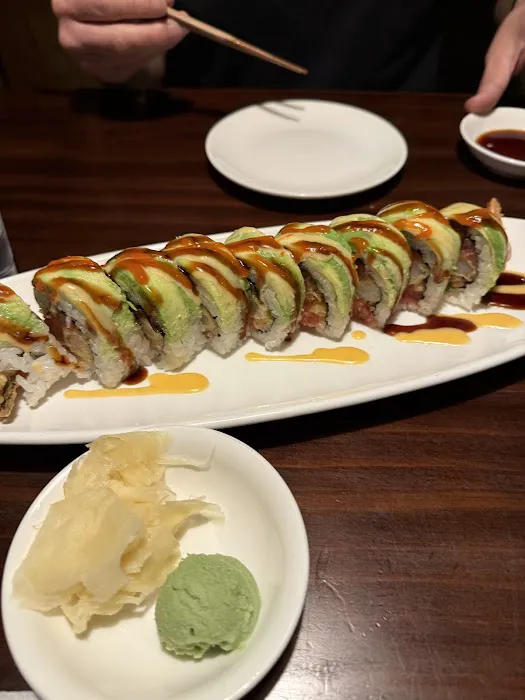 Orange Roll & Sushi Picture 4