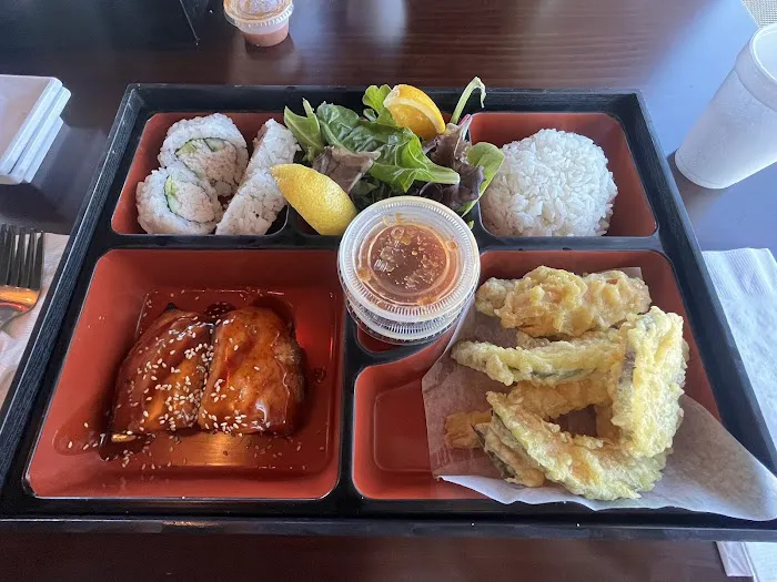 Orange Roll & Sushi Picture 6