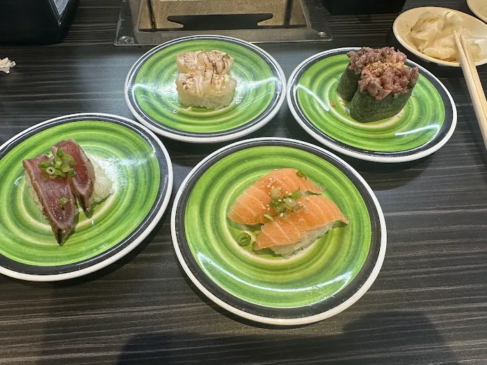 Kura Revolving Sushi Bar Picture 7