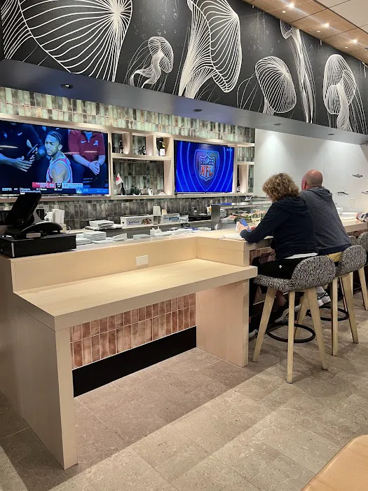Yokoso Sushi Bar Picture 10