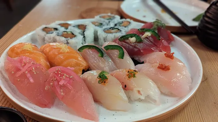 Fiish Sushi Picture 3