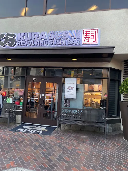 Kura Revolving Sushi Bar Picture 4