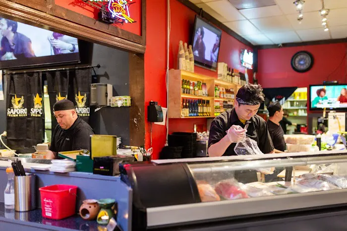 101 Sushi Roll and Grill Picture 1