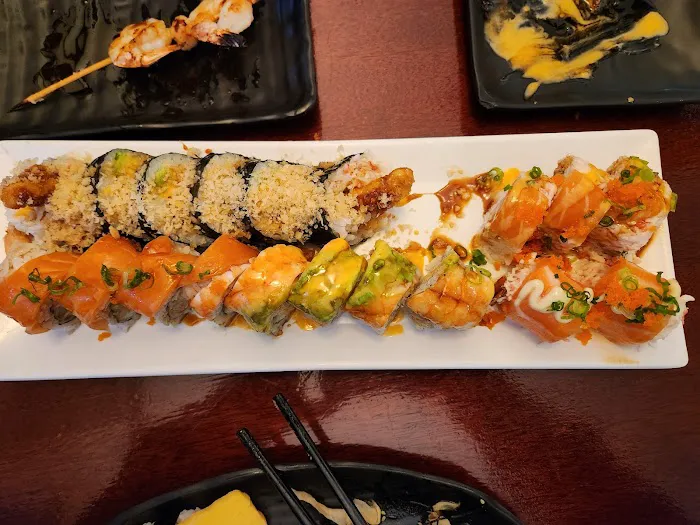 101 Sushi Roll and Grill Picture 3