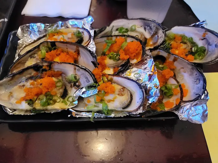101 Sushi Roll and Grill Picture 10