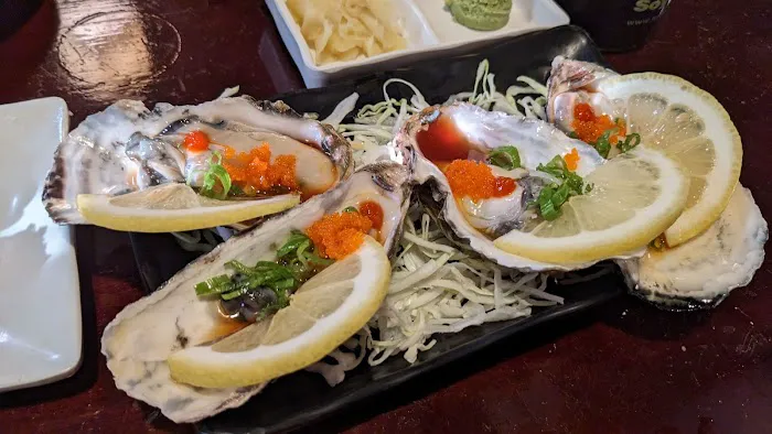 101 Sushi Roll and Grill Picture 8
