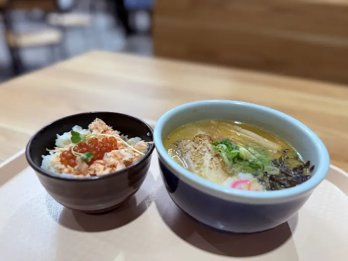 Hokkaido Ramen Santouka Picture 7