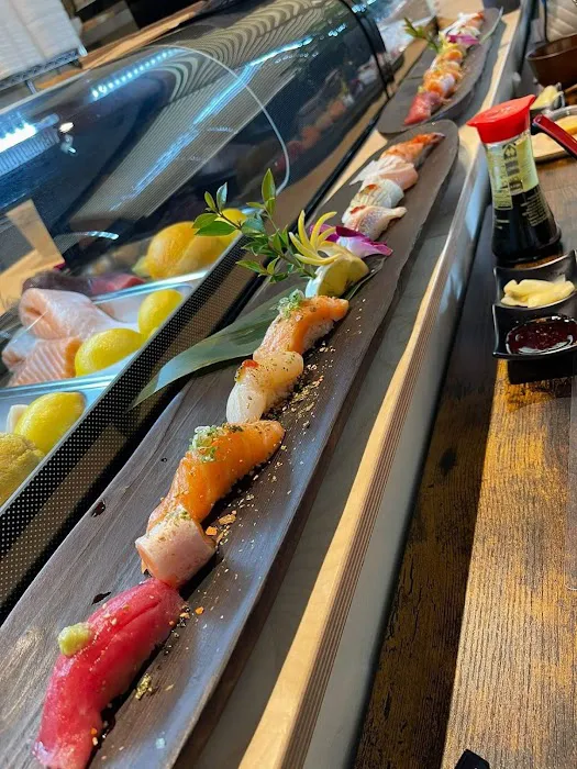 DAONI SUSHI & SAKE BAR (BOGO 50% off All Rolls & beer) Picture 6