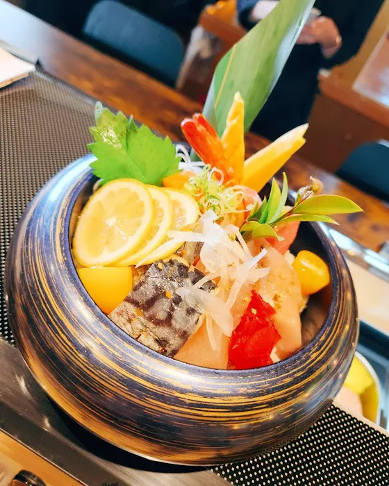 DAONI SUSHI & SAKE BAR (BOGO 50% off All Rolls & beer) Picture 2