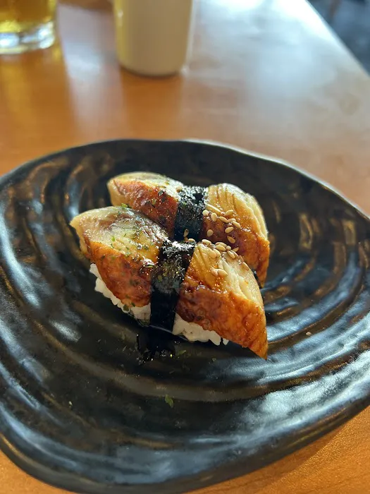 Full Moon Sushi Picture 5