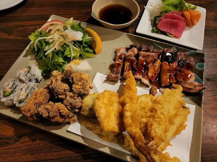 Tommy's Sushi Japanese Restaurant Picture 8