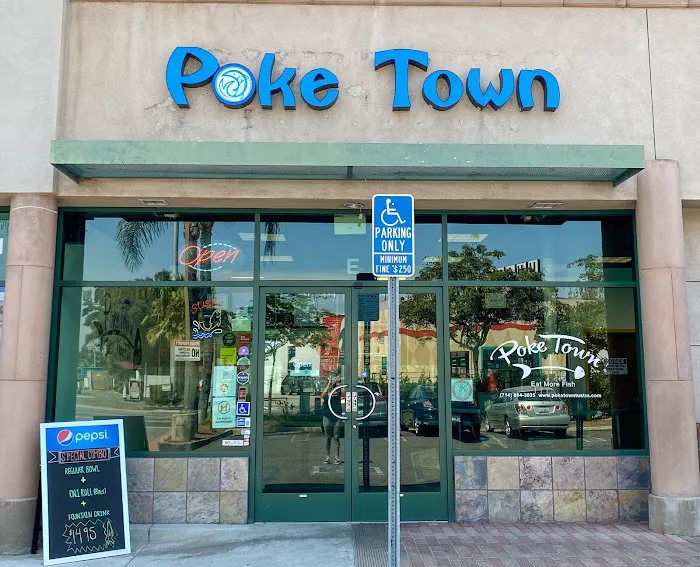 Poke Town Sushi + Seafood Picture 2