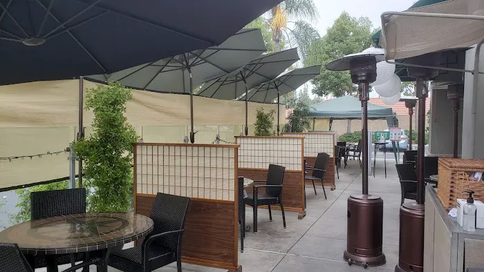 Sake Sushi & Grill Picture 6
