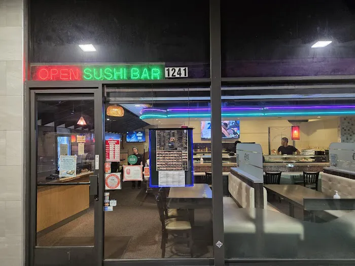 Ise Sushi Japanese Restaurant Picture 1