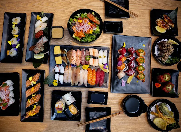 EAT'S AYCE SUSHI Picture 10