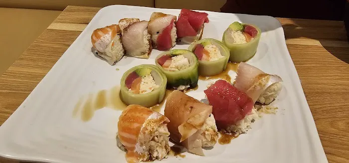 EAT'S AYCE SUSHI Picture 5