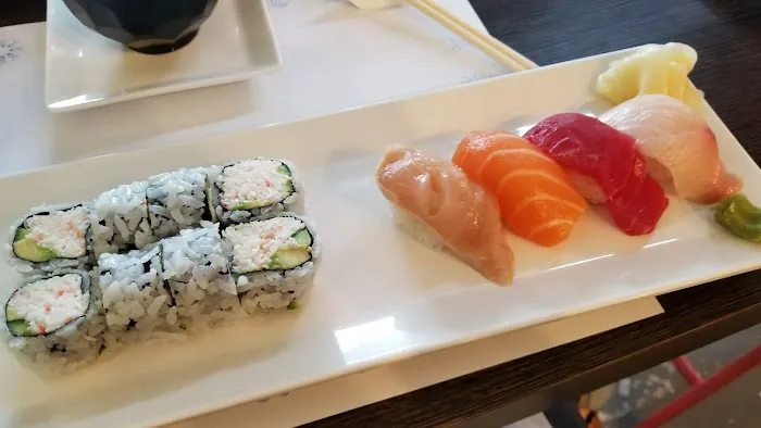 Bluefin Sushi and Roll Picture 7
