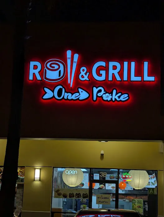 Roll and sushi Picture 1