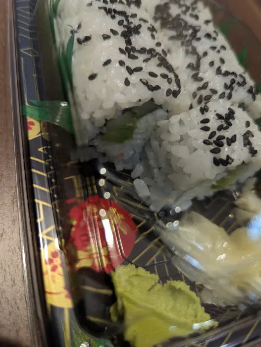 Roll and sushi Picture 6