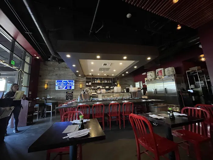 Sweet Fish Sushi Bar & Restaurant Picture 3