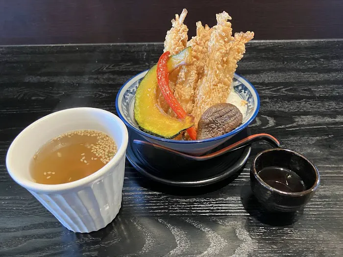Hinodeya Ramen Palms Picture 6
