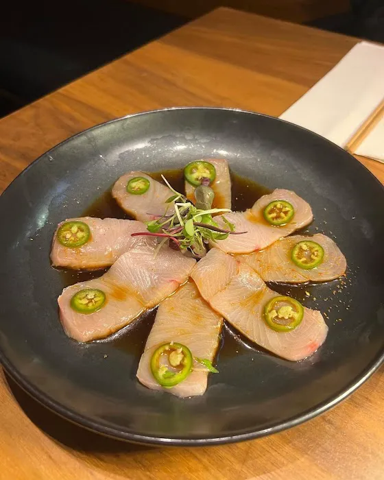 Blue Ribbon Sushi Bar & Grill Picture 4