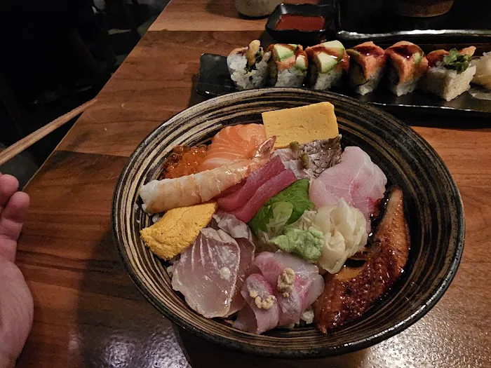 Blue Ribbon Sushi Bar & Grill Picture 6