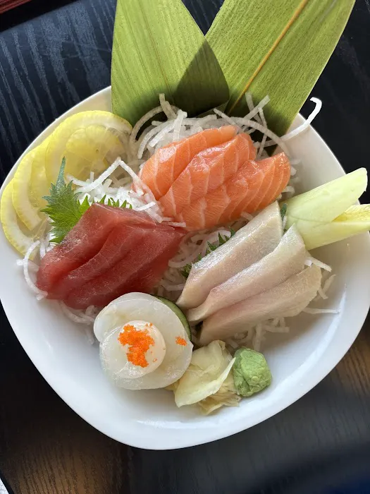 Asakuma Sushi-Beverly Hills Picture 2