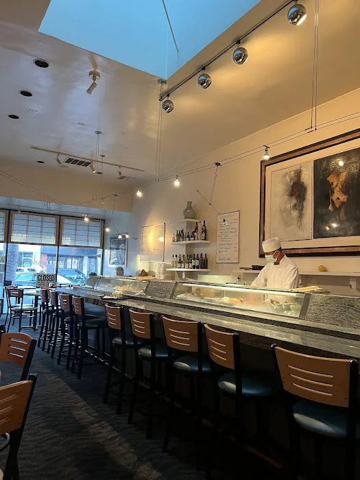 Sushi Kiyono Picture 2