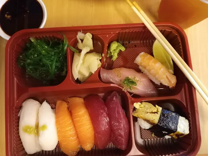 Tokyo Express Sushi Picture 5
