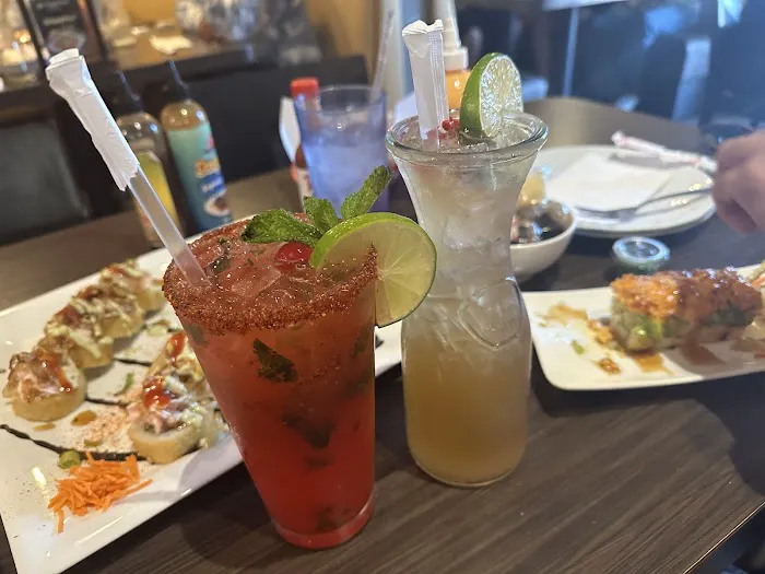 El Sushi Loco Sushi & Mariscos La Puente Picture 6