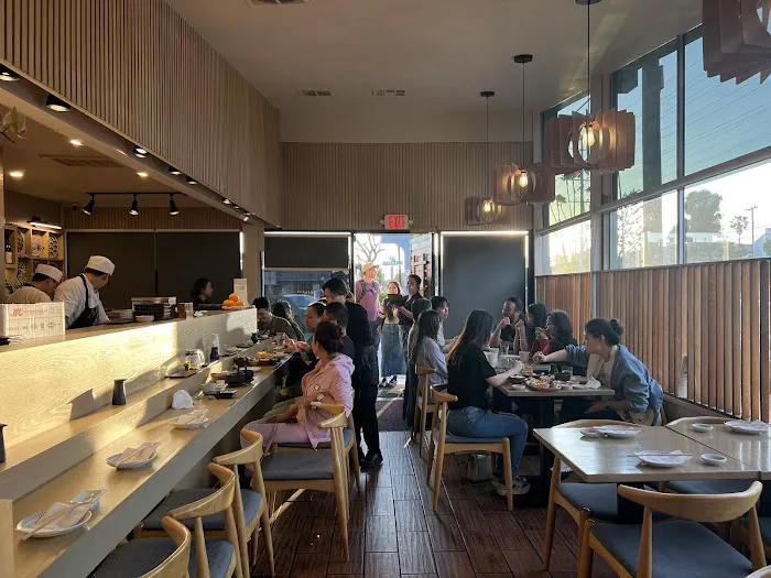 akami sushi Picture 1