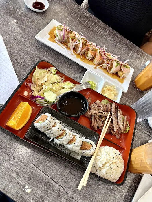 Wazabi Sushi Picture 1