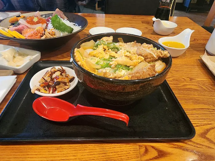 Kamon Sushi Picture 5